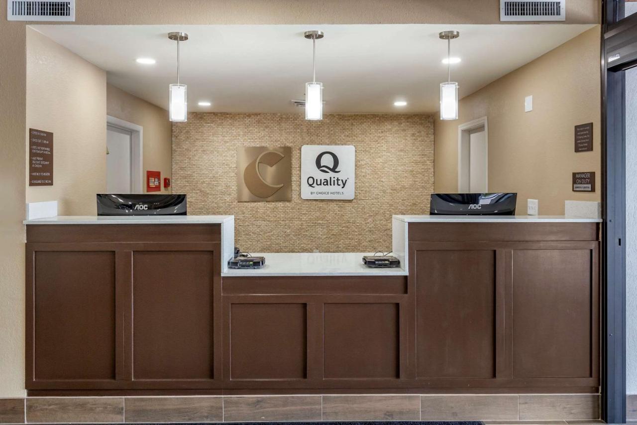 Quality Inn & Suites Spring Lake - Fayetteville Near Fort Bragg Экстерьер фото