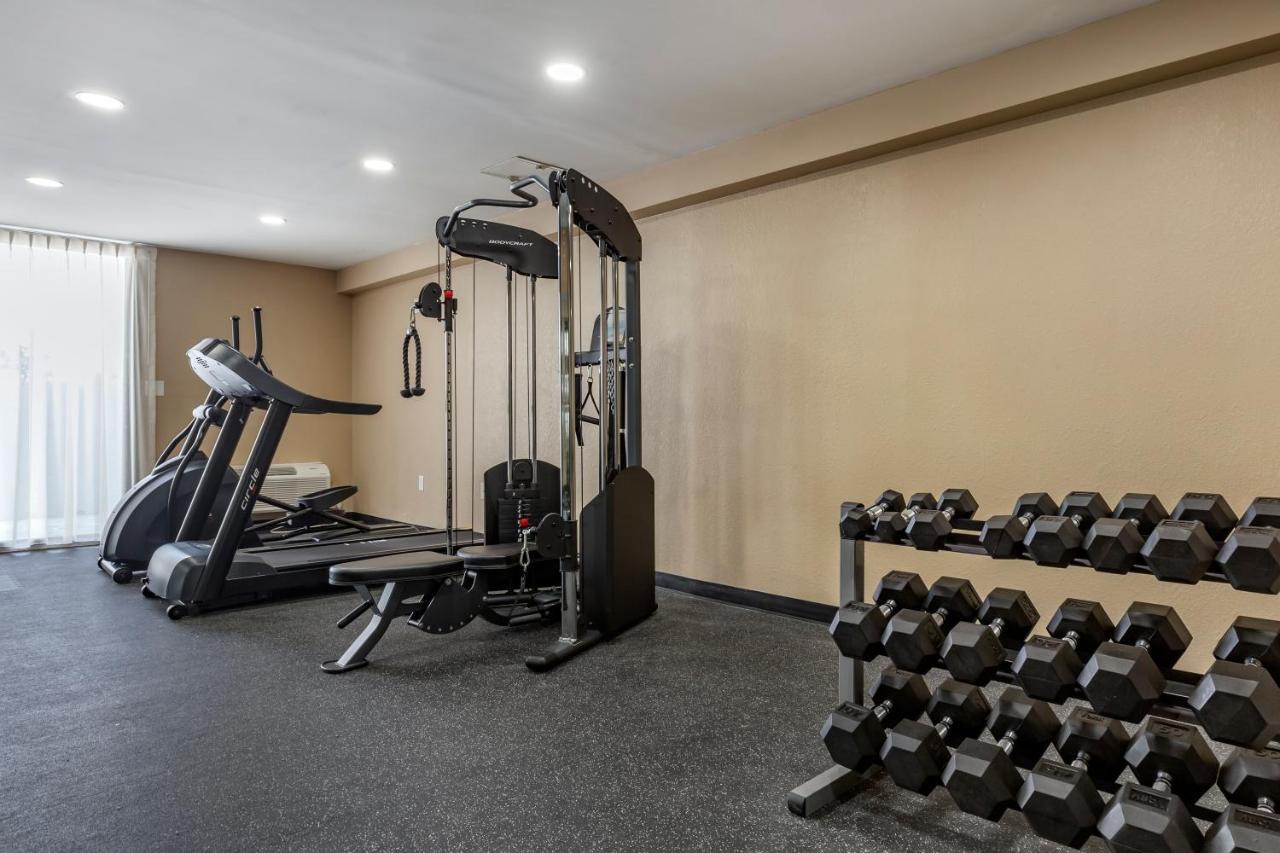 Quality Inn & Suites Spring Lake - Fayetteville Near Fort Bragg Экстерьер фото