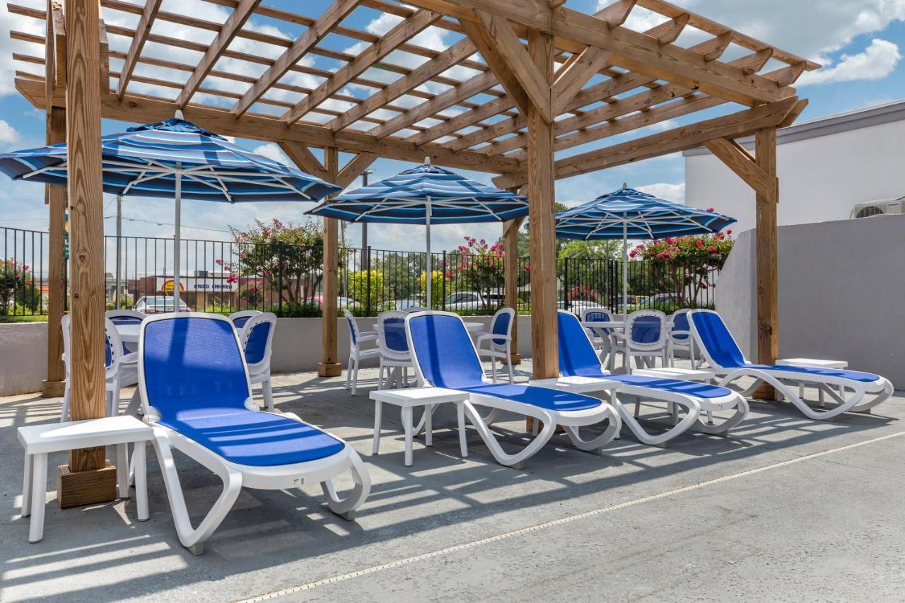 Quality Inn & Suites Spring Lake - Fayetteville Near Fort Bragg Экстерьер фото